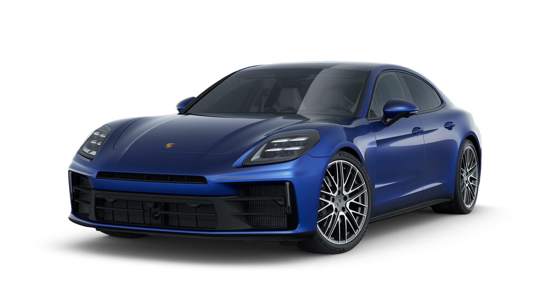 Vue extérieure de Panamera 4 montrant l'avant et le côté gauche de la voiture