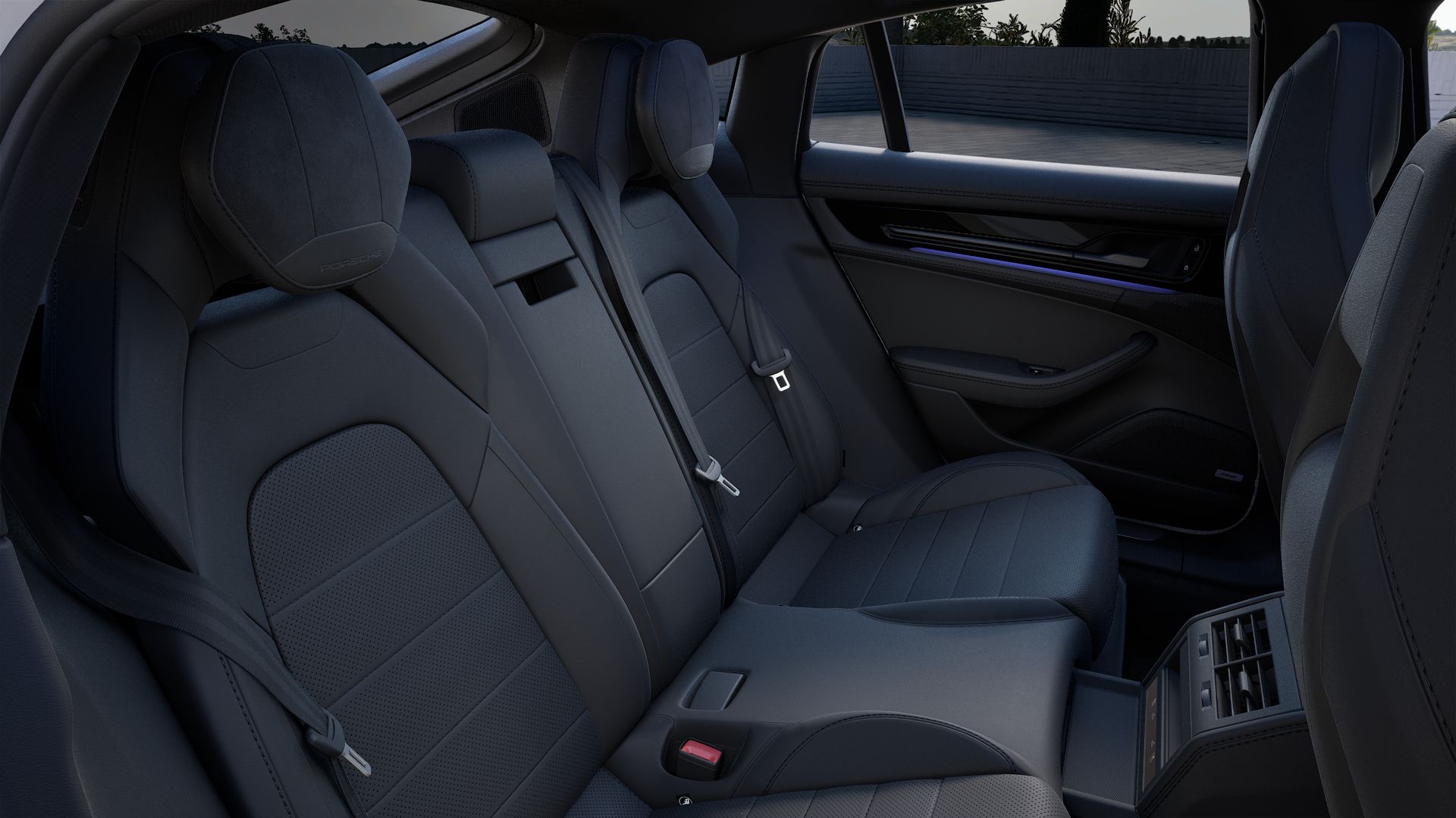 מבט פנימי של Panamera 4 E-Hybrid
