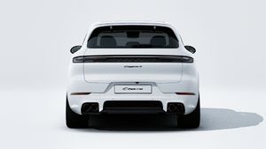 Cayenne S E-Hybrid Black Edition -ի արտաքին տեսքը հետևից