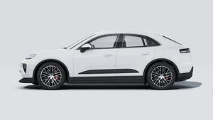 Macan 4S -ի արտաքին տեսքը ձախ կողմից

