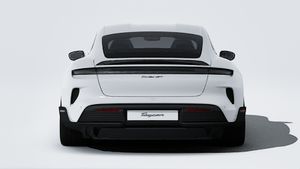 Taycan Turbo GT -ի արտաքին տեսքը հետևից