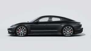 Taycan 4S Black Edition -ի արտաքին տեսքը ձախ կողմից

