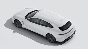 Taycan GTS Sport Turismo -ի արտաքին տեսքը վերևից