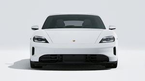 Taycan GTS Sport Turismo -ի արտաքին տեսքը առջևից