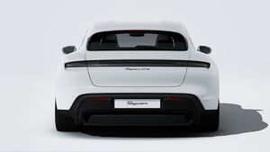 Taycan GTS Sport Turismo -ի արտաքին տեսքը հետևից