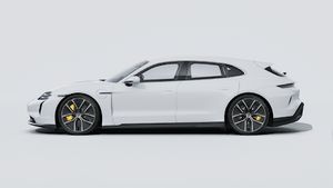 Taycan Turbo S Sport Turismo -ի արտաքին տեսքը ձախ կողմից
