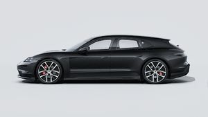 Taycan 4S Sport Turismo Black Edition -ի արտաքին տեսքը ձախ կողմից
