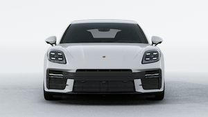Außenansicht von Panamera GTS mit Blick auf die Vorderseite des Fahrzeugs