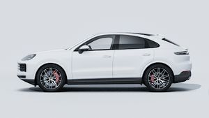 Exterior view of Cayenne S Coupé showing the left side of the car
