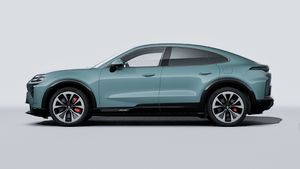 Exterior view of Cayenne Turbo Coupé Electric showing the left side of the car