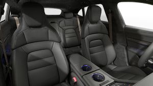 Interior view showing the front seats of Taycan Turbo Cross Turismo