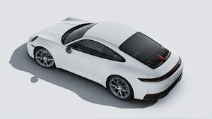 Yuxarıdan görünən 911 Carrera T modelinin xarici görünüşü