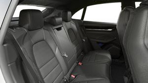 Macan 4S in daxili görünüşü
