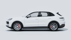 Spoljašnji pogled na Cayenne S koji prikazuje lijevu stranu automobila