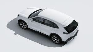 Spoljašnji pogled na Cayenne S Electric gledano odozgo