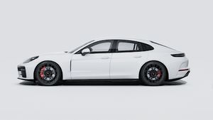 Spoljašnji pogled na Panamera GTS koji prikazuje lijevu stranu automobila