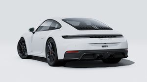 Vue extérieure de 911 Carrera GTS montrant l'arrière et le côté gauche de la voiture