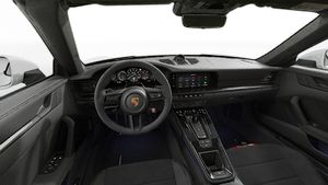 Vue de l'intérieur montrant le volant et le tableau de bord de 911 Carrera GTS Cabriolet