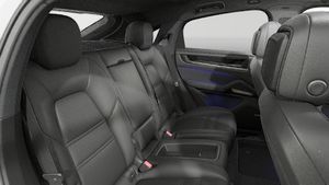 Binnenaanzicht van Cayenne Coupé Black Edition