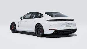 Buitenaanzicht van de Panamera GTS aan de achterkant en linkerkant van de auto