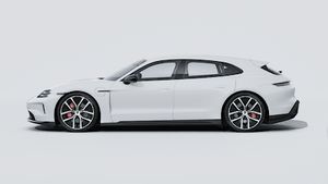 Външен изглед на Taycan 4S Sport Turismo Black Edition , показващ лявата страна на автомобила