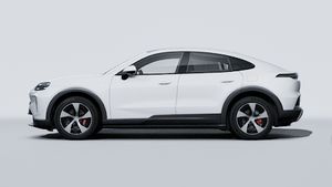 Exterior view of Cayenne S Coupé Electric showing the left side of the car