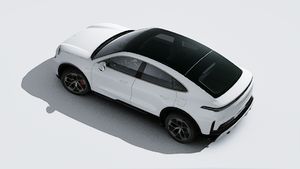 Exterior view of Cayenne Turbo Coupé Electric seen from above