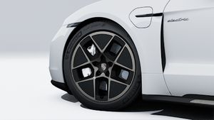 Exterior view of Taycan Turbo