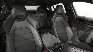 Interior view showing the front seats of Panamera GTS