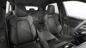 Interior view showing the front seats of Cayenne Turbo Electric