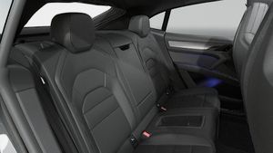 Interior view of Cayenne S Coupé Electric