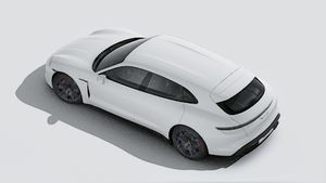 Vista esterna di Taycan GTS Sport Turismo dall'alto