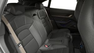 Innenansicht des Taycan Turbo Sport Turismo