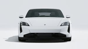 Vue extérieure de Taycan Turbo Sport Turismo montrant l'avant de la voiture
