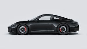 Vista exterior de 911 Carrera GTS mostrando el lado izquierdo del coche