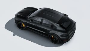 Vista exterior de Cayenne Turbo E-Hybrid Coupé With GT Package vista desde arriba