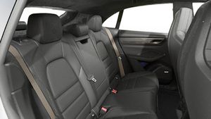 Vista interior de su Macan Turbo Electric