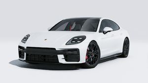 Vista exterior de Panamera GTS mostrando la parte delantera y el lado izquierdo del coche