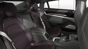 Panamera 隽永版的内饰图片