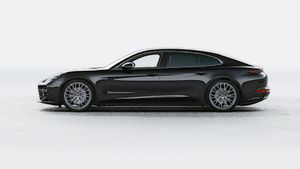 Panamera 隽永版 外观图，显示汽车左侧