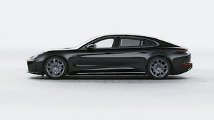Panamera 4 行政加长尽享版 外观图，显示汽车左侧
