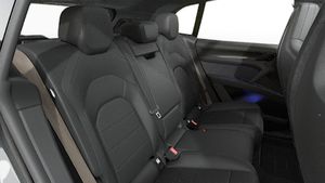 Vista interior de su Cayenne Turbo Electric