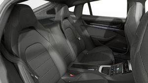 Vista interior de su Panamera 4 E-Hybrid
