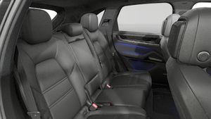 Interior view of Cayenne S E-Hybrid Black Edition