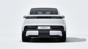 Exterior view of Cayenne S Coupé Electric showing the rear of the car