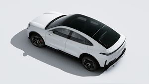 Exterior view of Cayenne Turbo Coupé Electric seen from above