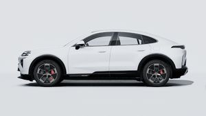 Exterior view of Cayenne Turbo Coupé Electric showing the left side of the car