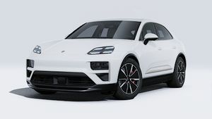 Exterior view of Macan Turbo showing the front and left side of the car