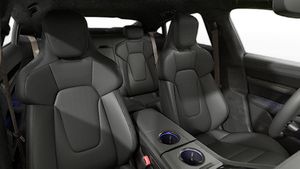 Interior view showing the front seats of Taycan Turbo S
