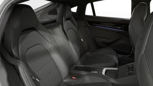 Interior view of Panamera 4 E-Hybrid